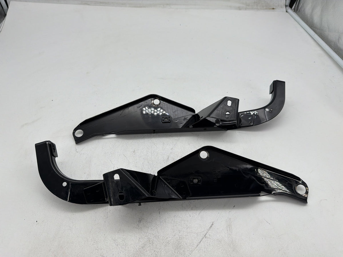 2003 Harley Electra Glide Touring Ultra OEM Right Left Fairing Support Brackets