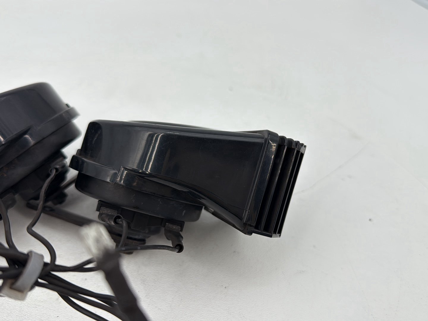 2004 - 2013 Harley-Davidson Sportster 883 Custom Signal Horn Klaxon Beep 69060-90D
