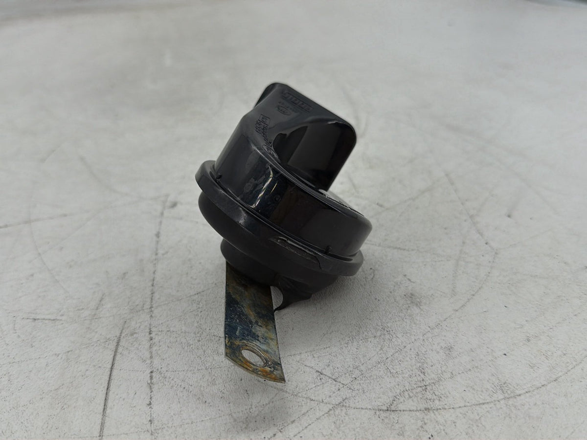 2006 Harley Electra Glide Touring Ultra FLHTCUI OEM Signal Horn Klaxon Beep
