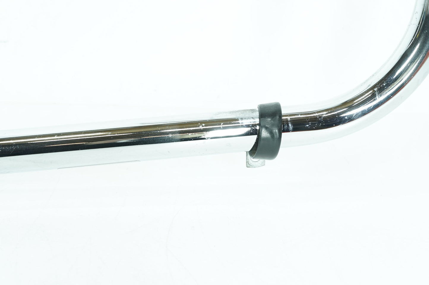 1999 - 2006 Harley-Davidson Softail Deluxe Front Engine Crash Highway Bar Guard 49184-09