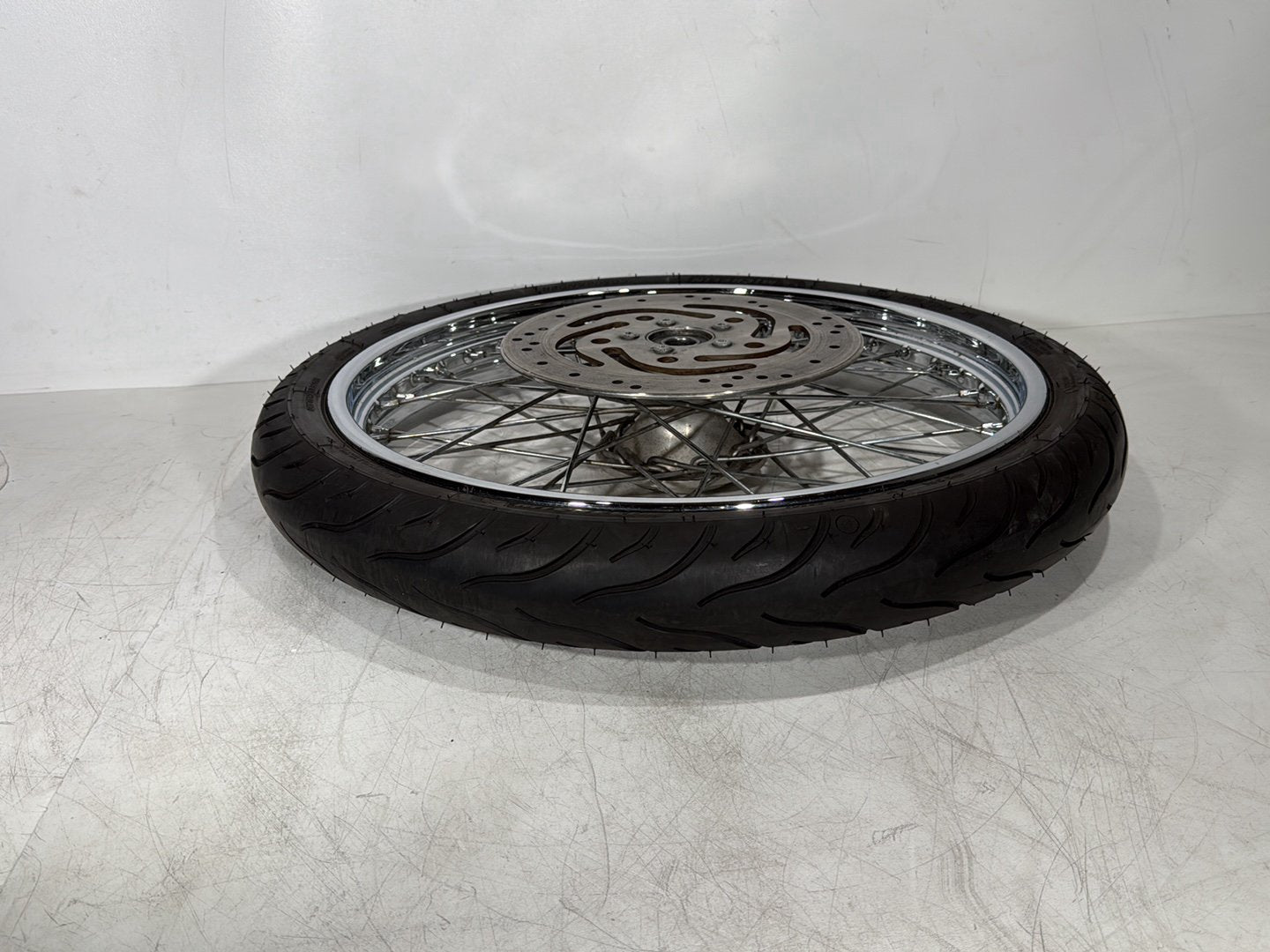 09 Harley Sportster XL1200 1200 Low OEM Front Wheel Rim Tire Spoked MH90-21 21"
