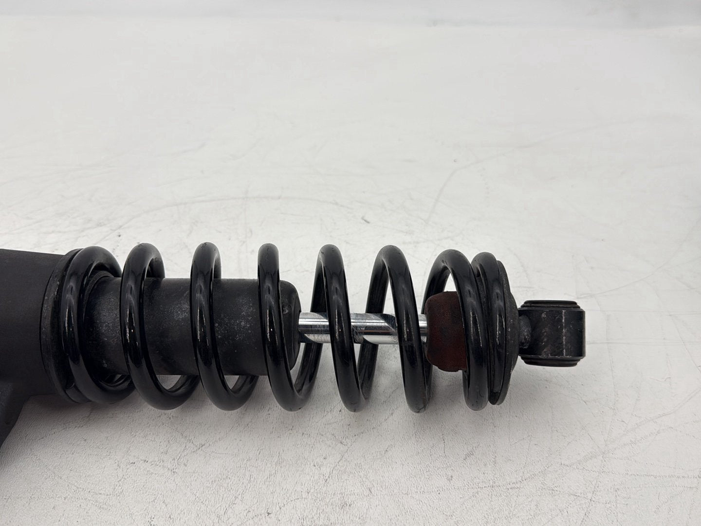 2015 Harley Touring FLHXS Street Glide OEM Rear Left Right Shock Absorbers