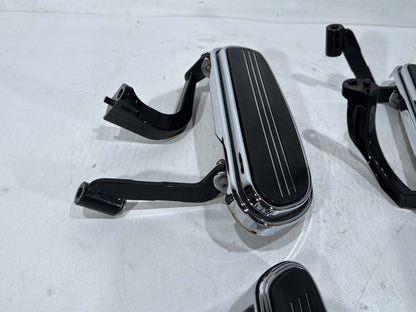 2010 Harley Street Glide Touring FLHX OEM Left Right Driver & Pass Floorboard Foot Rest