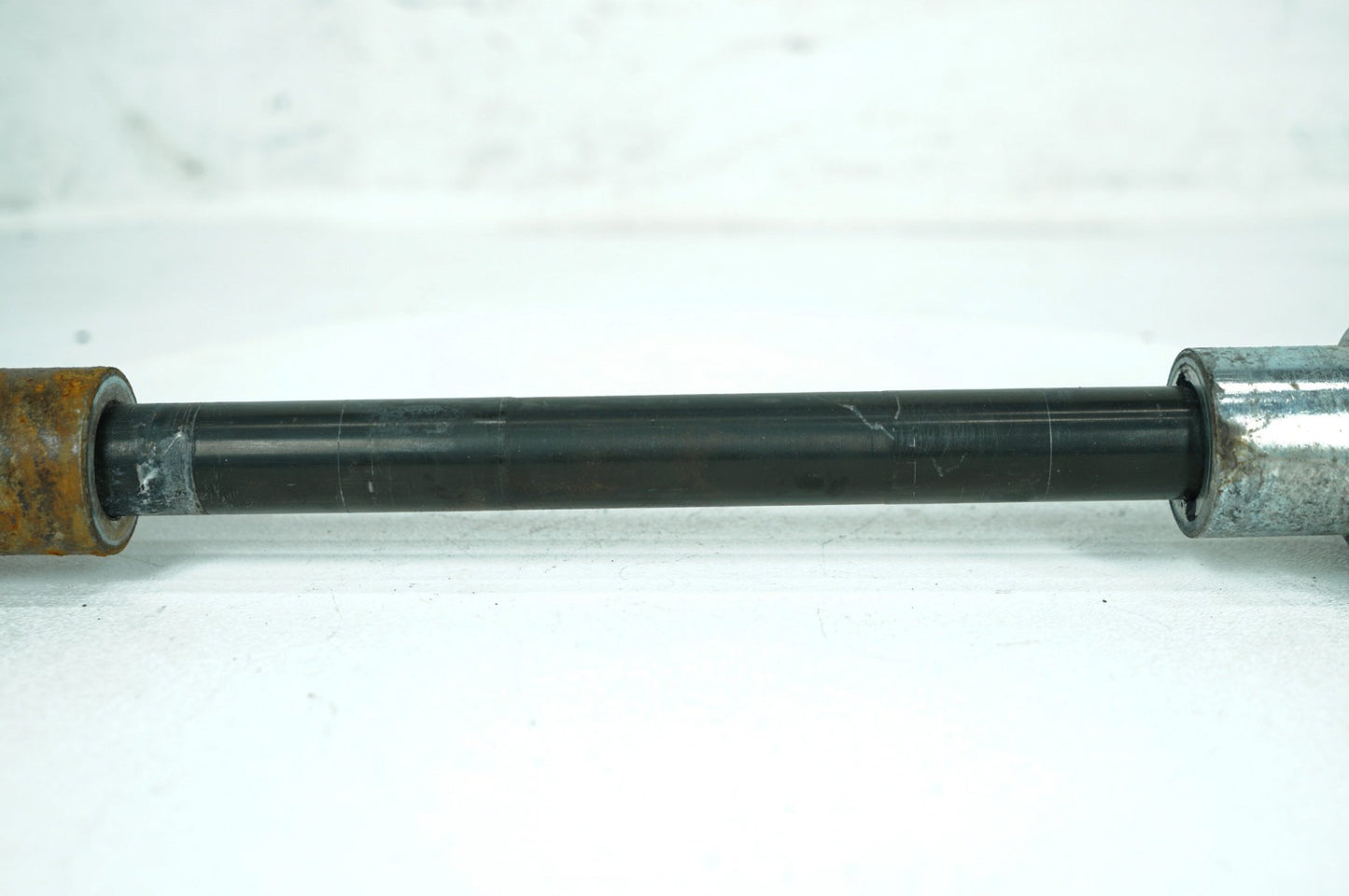 2008 - 2016 Harley-Davidson Touring Electra Glide Ultra Rear Fork Swingarm Pivot Bolt Shaft 47540-11