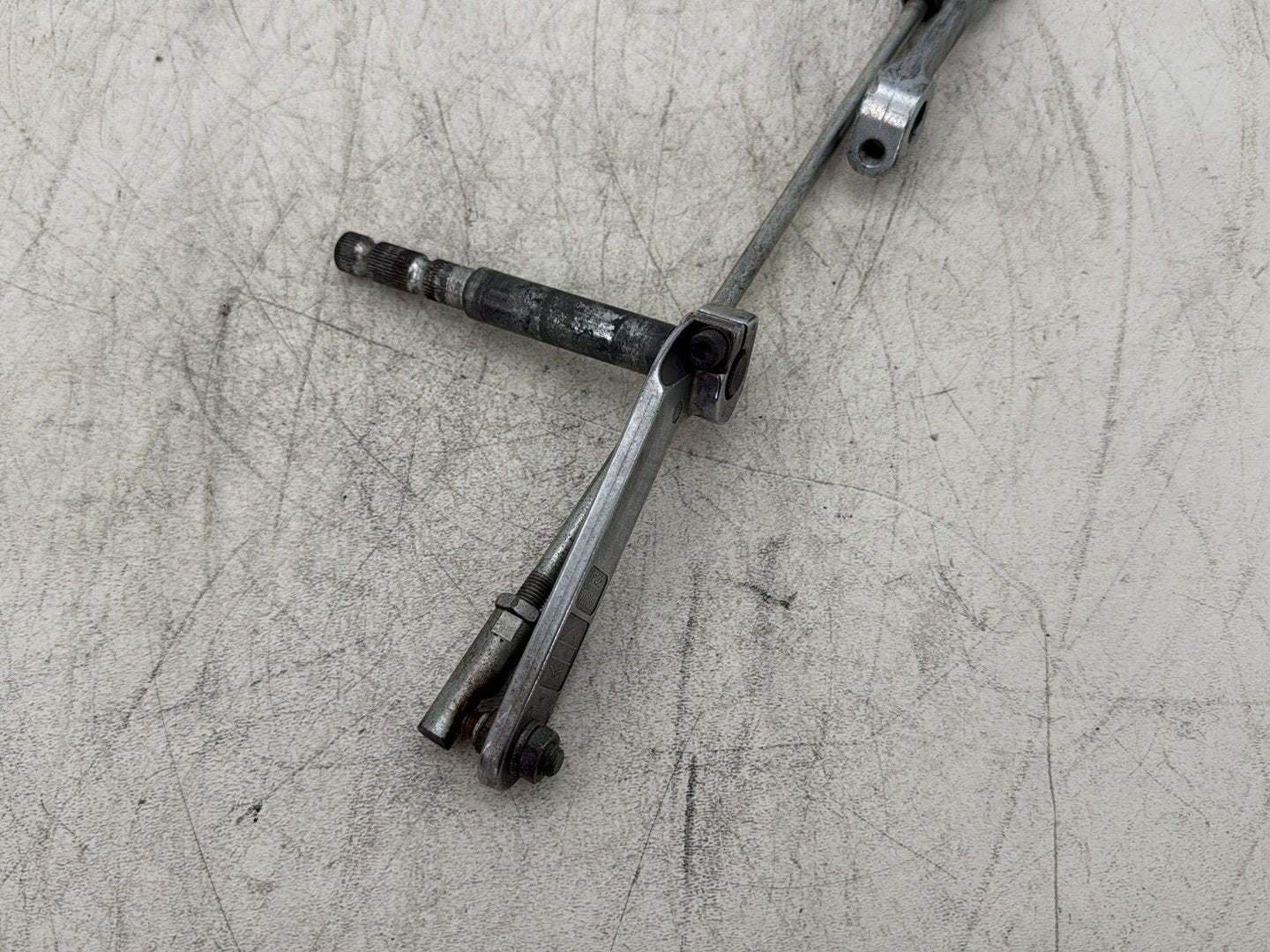 2007 Harley Touring FLHTC Electra Glide Classic OEM Gear Shifter Lever w/ Rod linkage