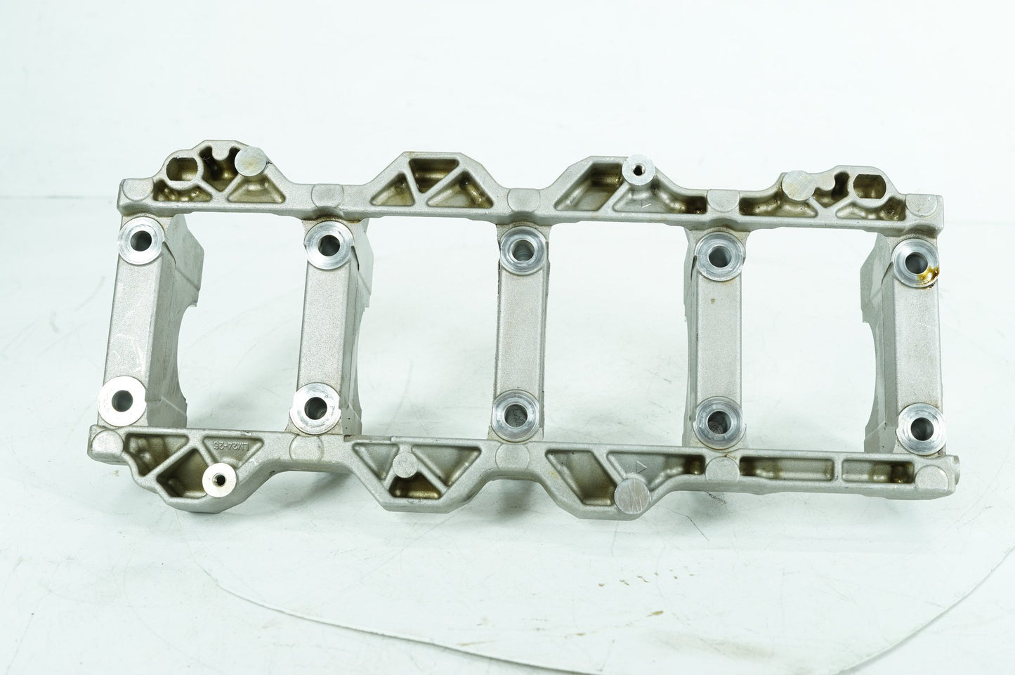 2013 - 2015 Jaguar XF  Crankshaft