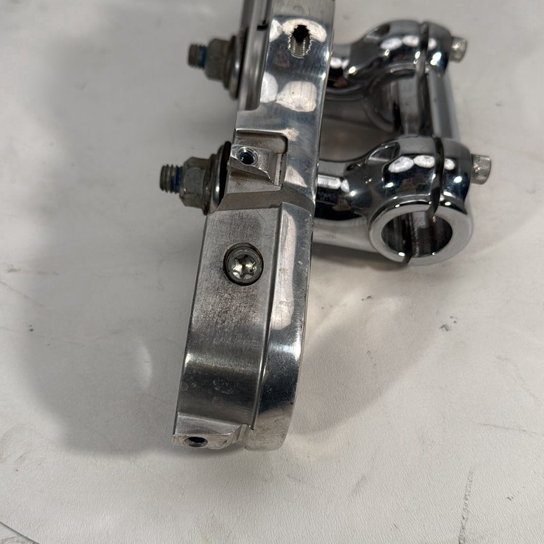 2017 - 2026 Harley-Davidson Softail Heritage Classic 114 Front Fork Upper Triple Tree Clamps 45900195