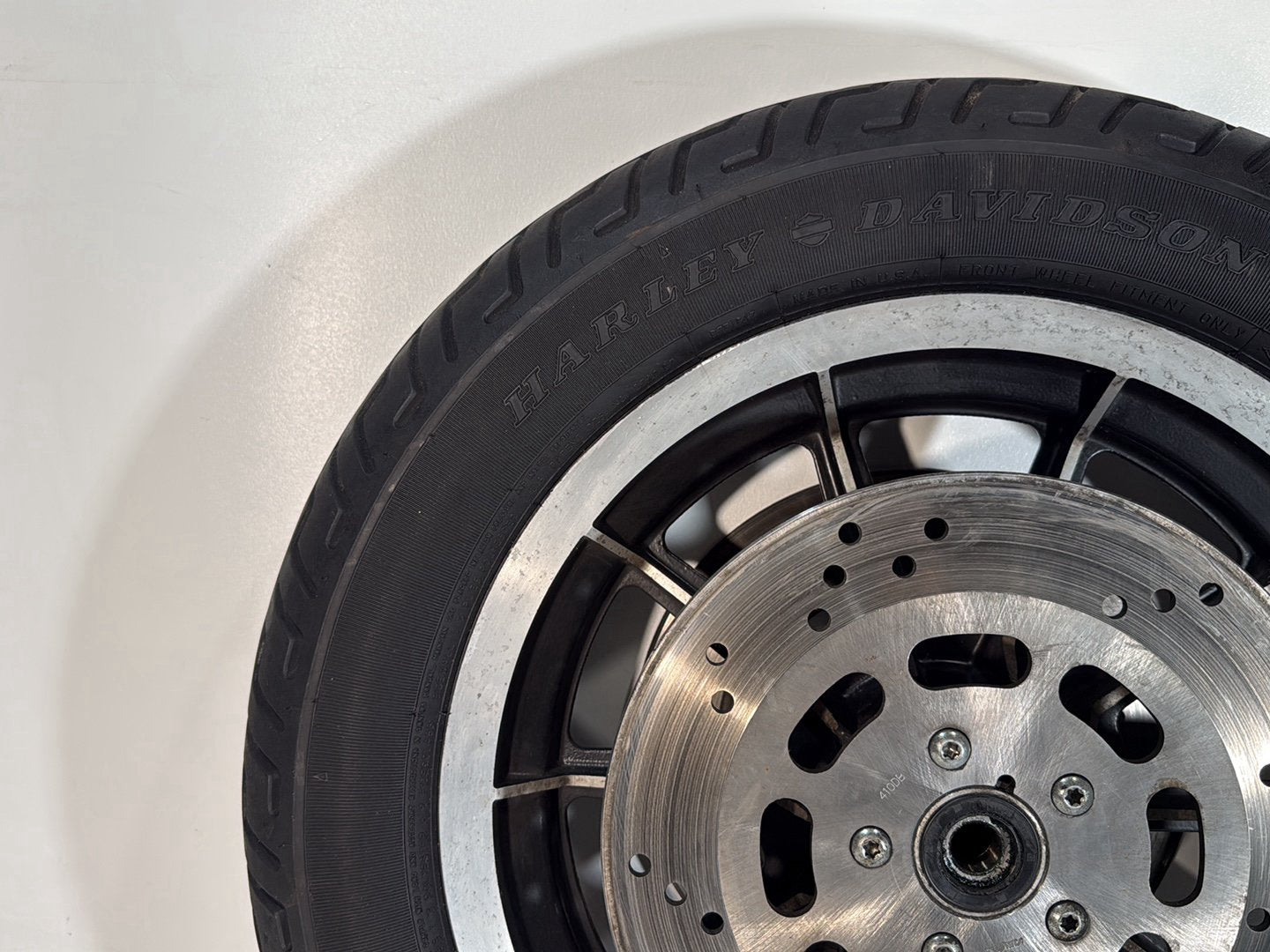 1984 - 1998 Harley-Davidson Touring Electra Glide Classic Front Wheel Rim Tire MT90B16 72H, Dunlop, 16"