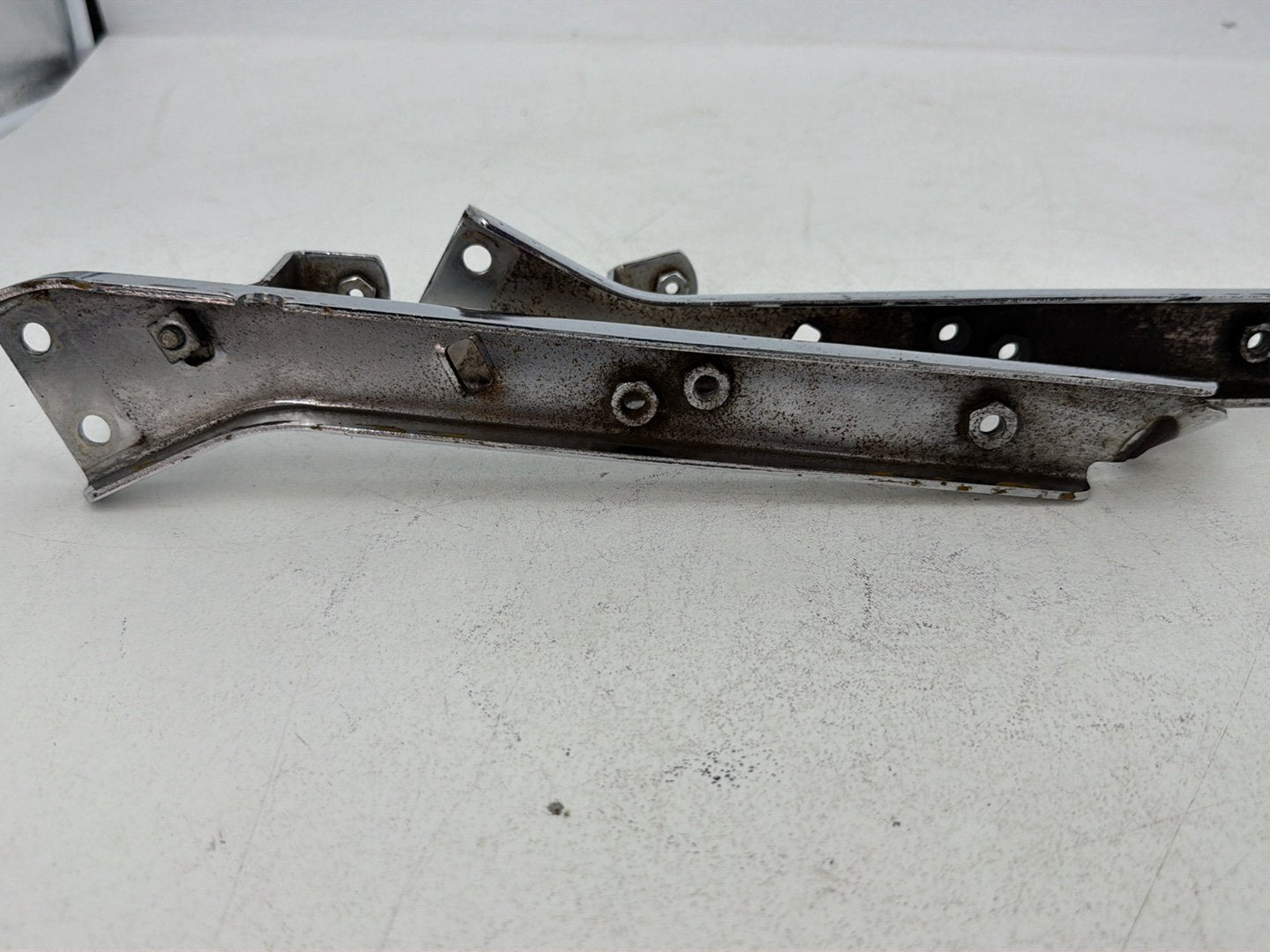 1984 - 1998 Harley-Davidson Touring Electra Glide Classic Left & Right Saddlebag Mount Brackets 90718-79C