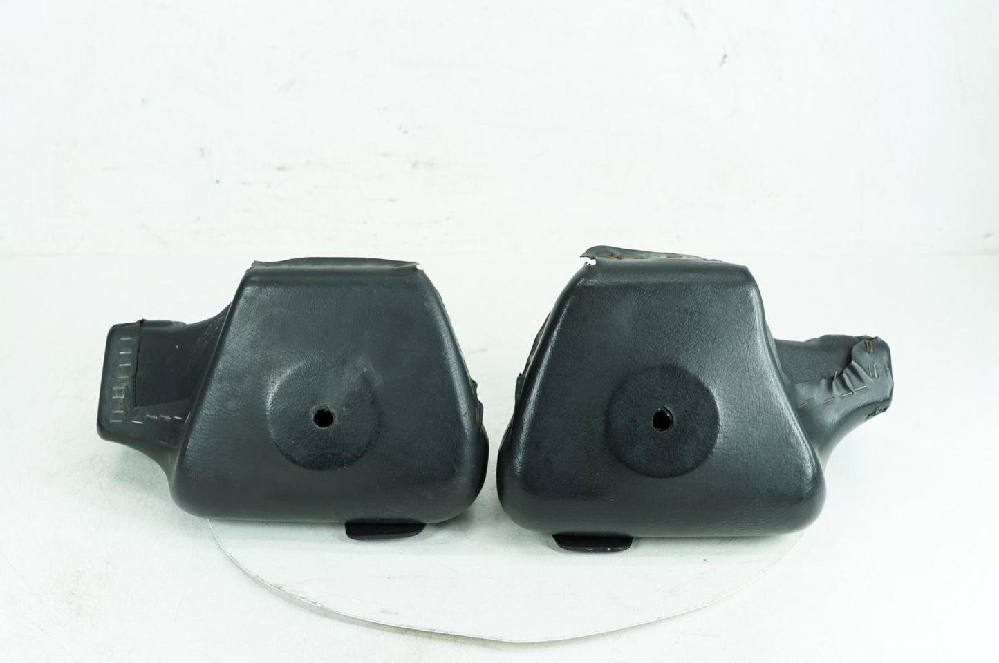 1997 Harley-Davidson Touring FLHTCUI - Storage Media Compartment Glove Box PN:  	58683-89B