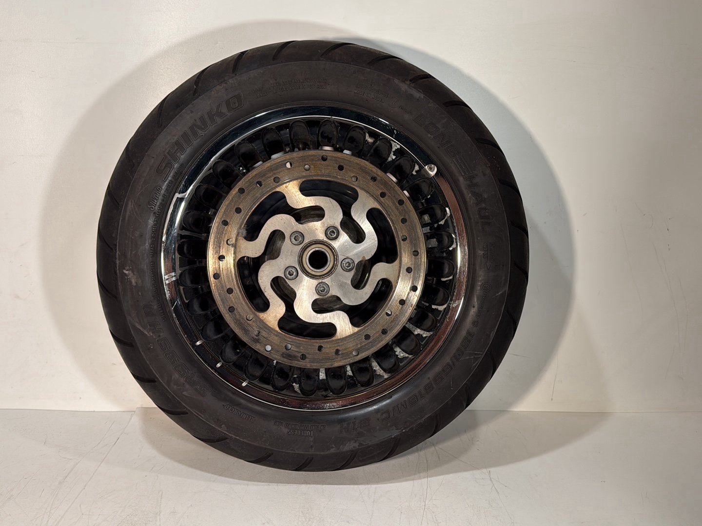 2008 - 2016 Harley-Davidson Touring Electra Glide Ultra Rear Wheel Rim Tire 42196-10