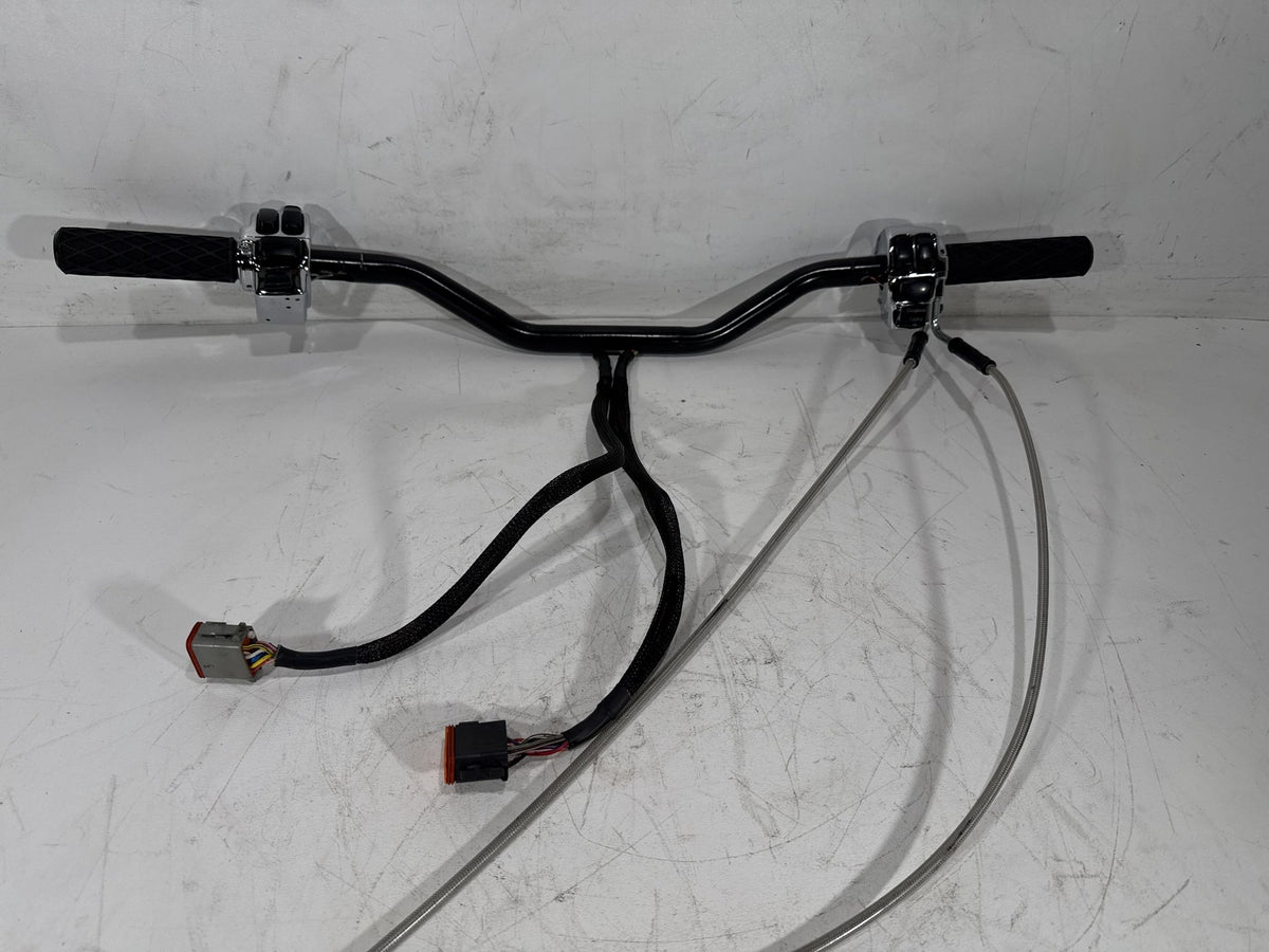 2006 Harley Street Glide Touring FLHX OEM Handlebars Left Right Switches Controls
