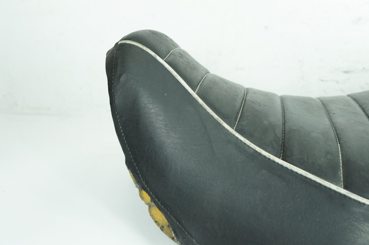 1999 - 2006 Harley-Davidson Touring Road King Passenger Rider Driver Seat Saddle 52314-04