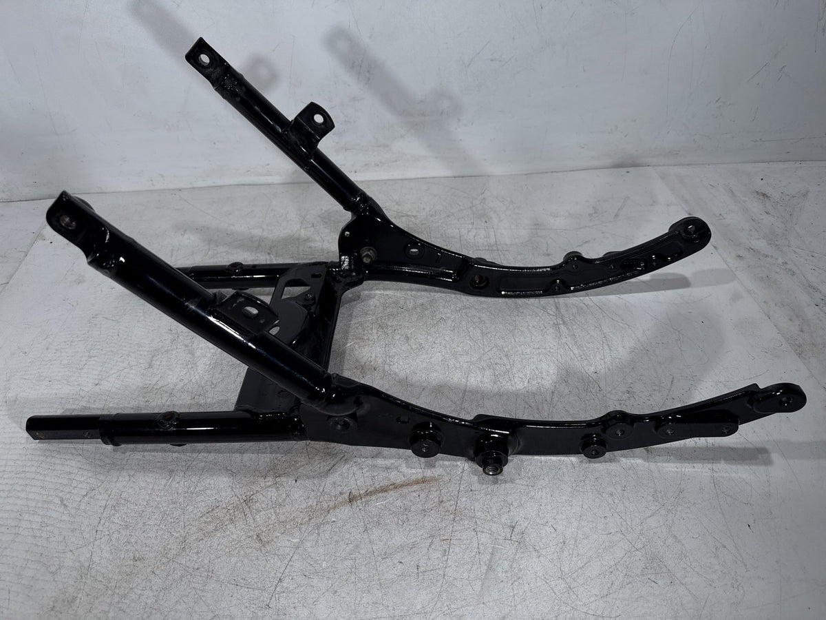 2013 Harley Electra Glide Touring OEM Rear Back Sub Frame Rail Bar 48079-09BHP