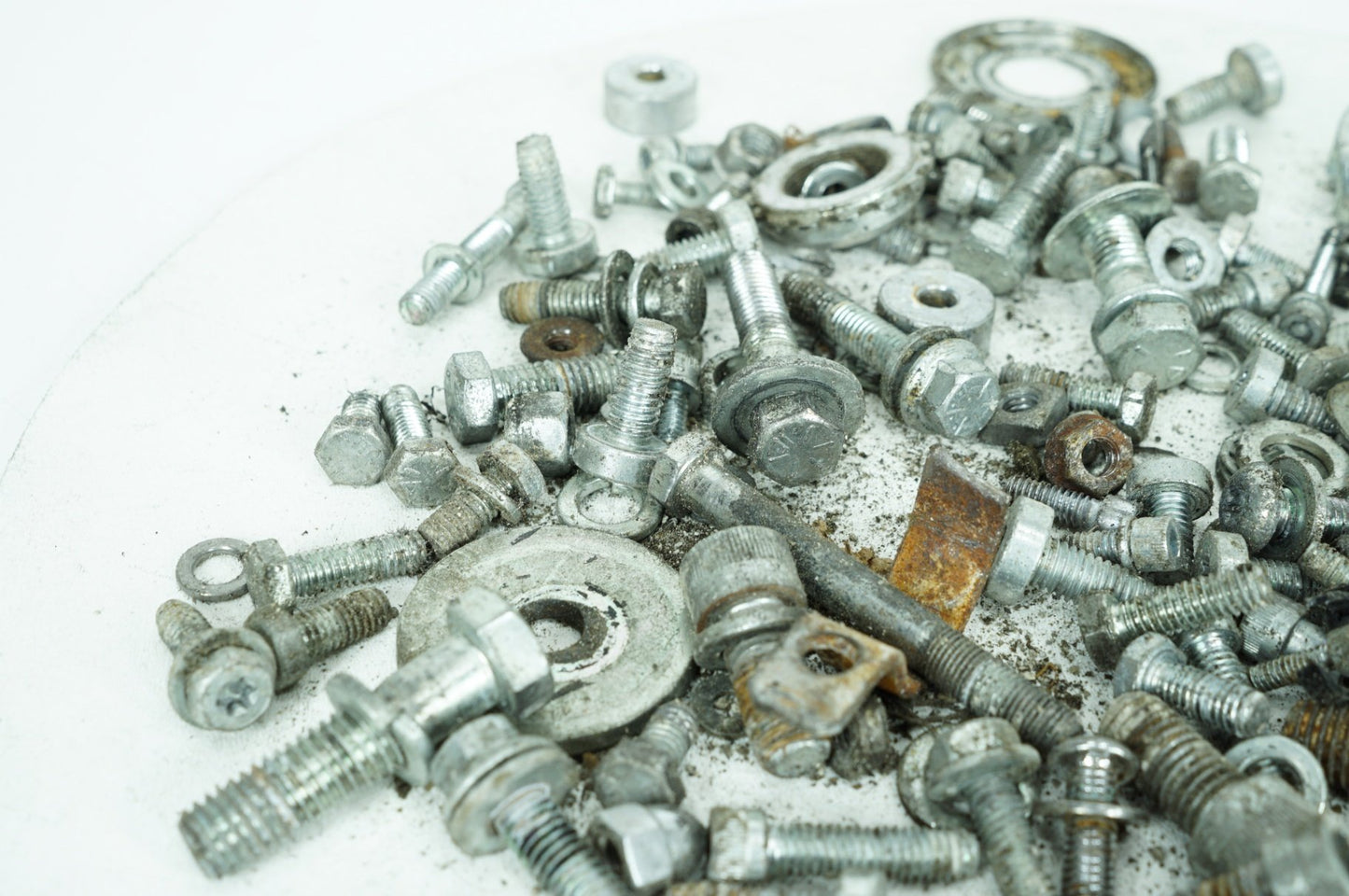 1999 - 2006 Harley-Davidson Touring Electra Glide Classic Hardware Bolts Nuts & Brackets