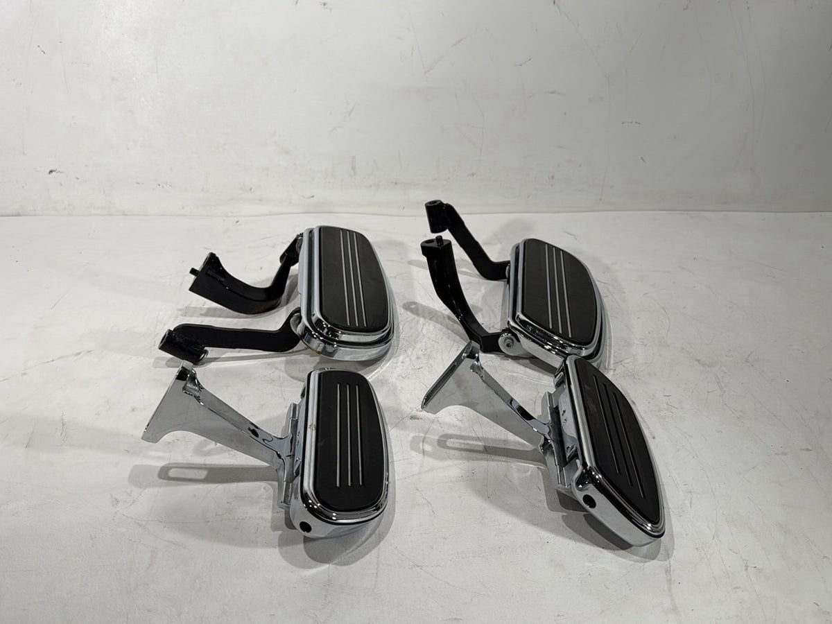 10 Harley Street Glide Touring OEM Left Right Driver & Pass Floorboard Foot Rest