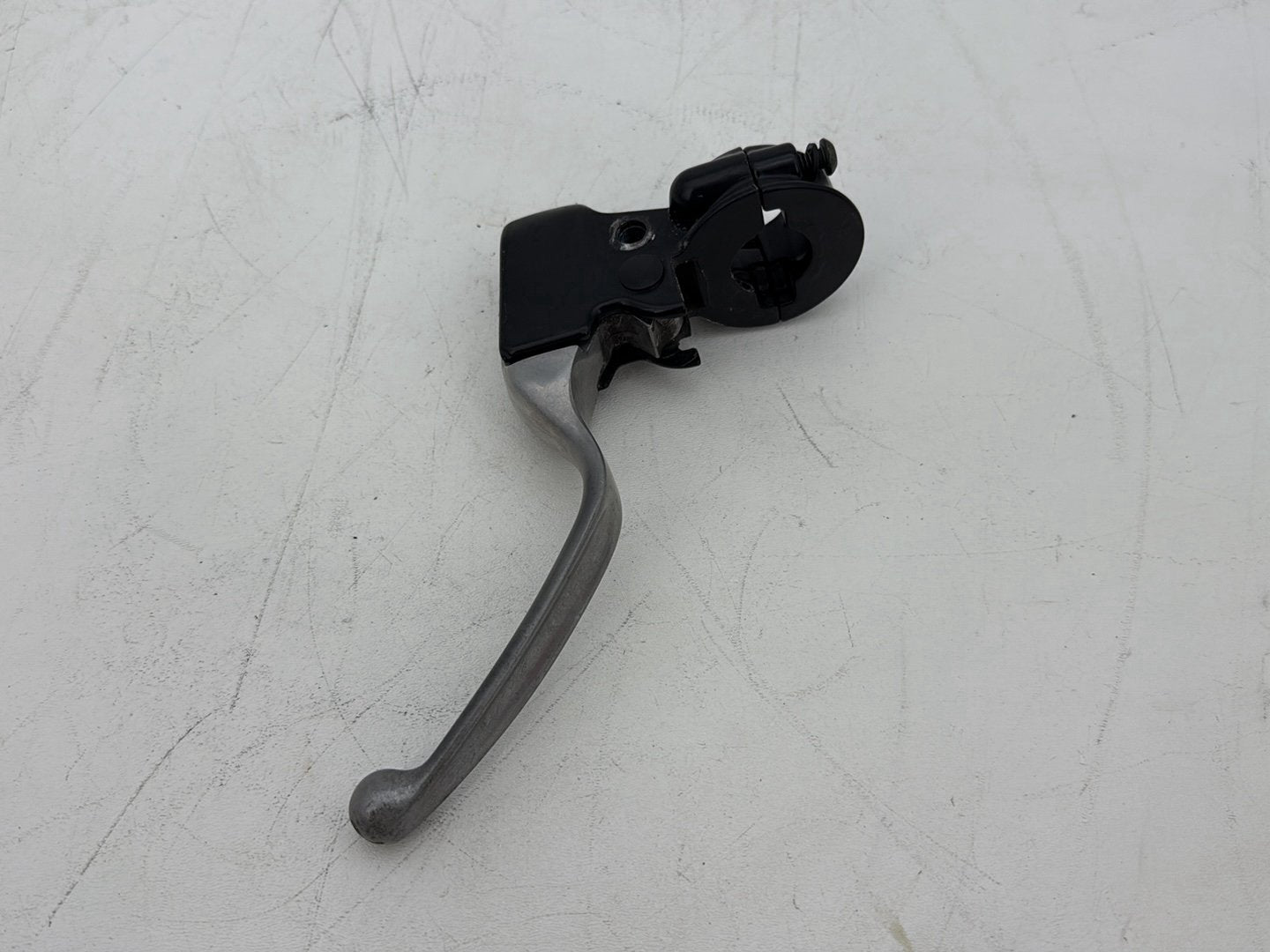 2011 Harley Electra Glide Ultra FLHTK OEM Front Left Hand Clutch Control Lever