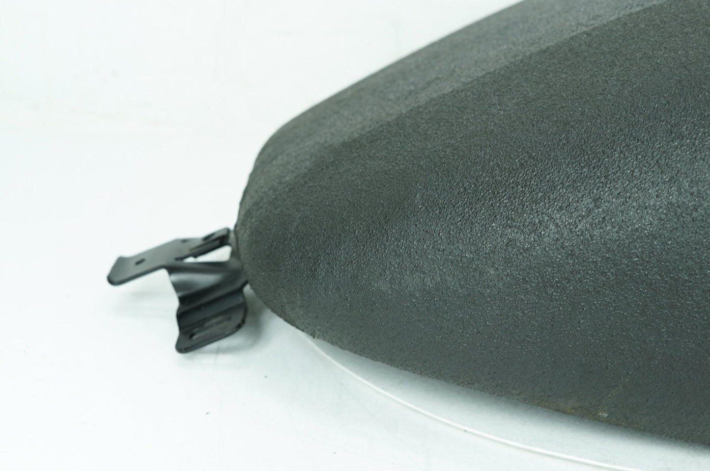 2008 - 2016 Harley-Davidson Touring Street Glide Fuel Gas Tank Gasoline Reservoir 61356-08