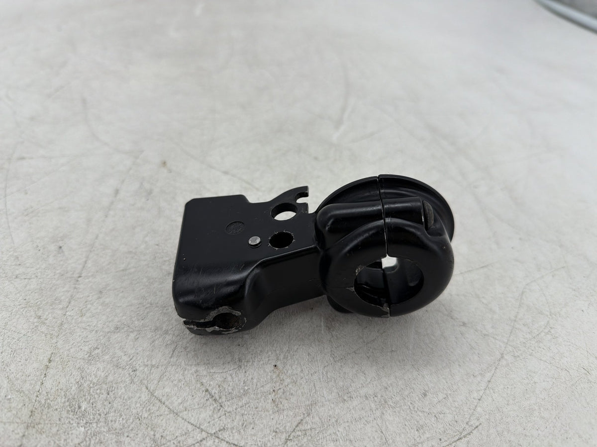 2001 Harley Fat Boy Softail FLSTFI OEM Clutch Hand Lever Clutch Perch 38608-96