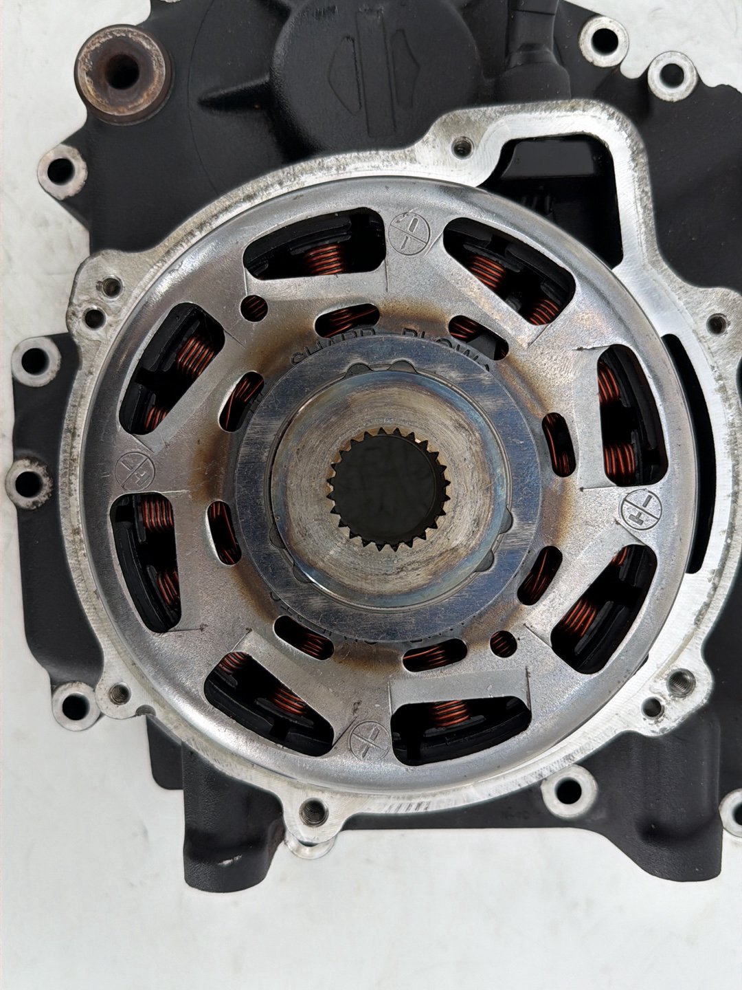 2019 Harley Touring FLHT Electra Glide OEM Crankcase Shaft Engine Motor Cover