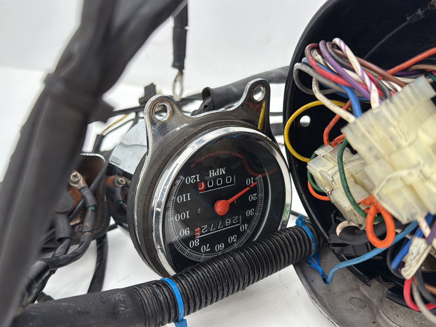 1993 Harley Sportster XLH883H Hugger 883 OEM Speedo Speedometer Gauge Cluster