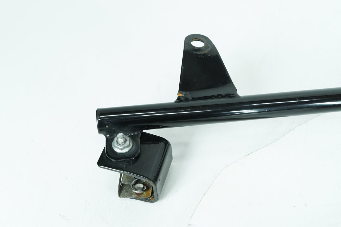 1999 - 2006 Harley-Davidson Softail Deluxe Rear Left Right Saddlebag Guard Rails Bar 49207-09A