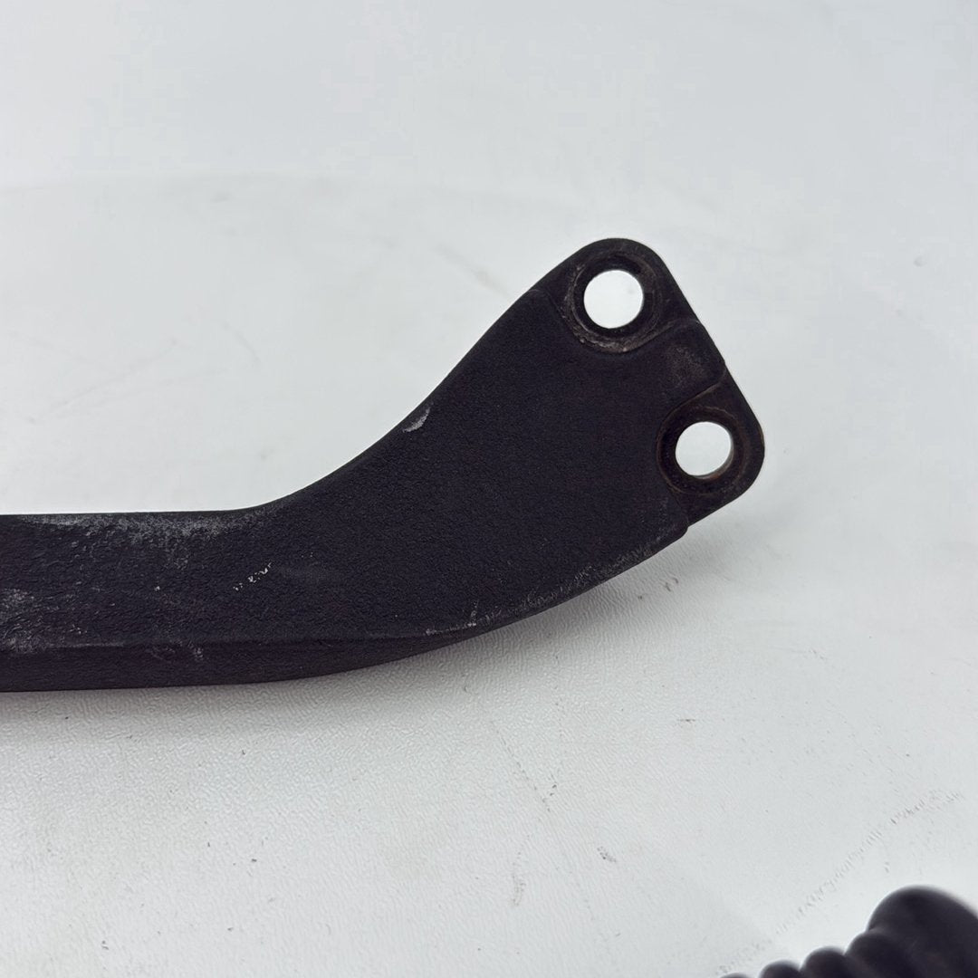 2007 - 2012 Harley-Davidson Dyna Super Glide Passenger Left & Right Foot Pegs 49224-06A
