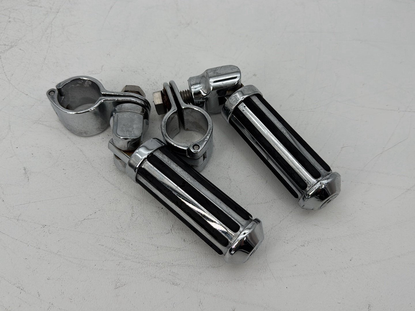 1999 - 2006 Harley-Davidson Touring Electra Glide Classic Front Right Left Highway Foot Pegs