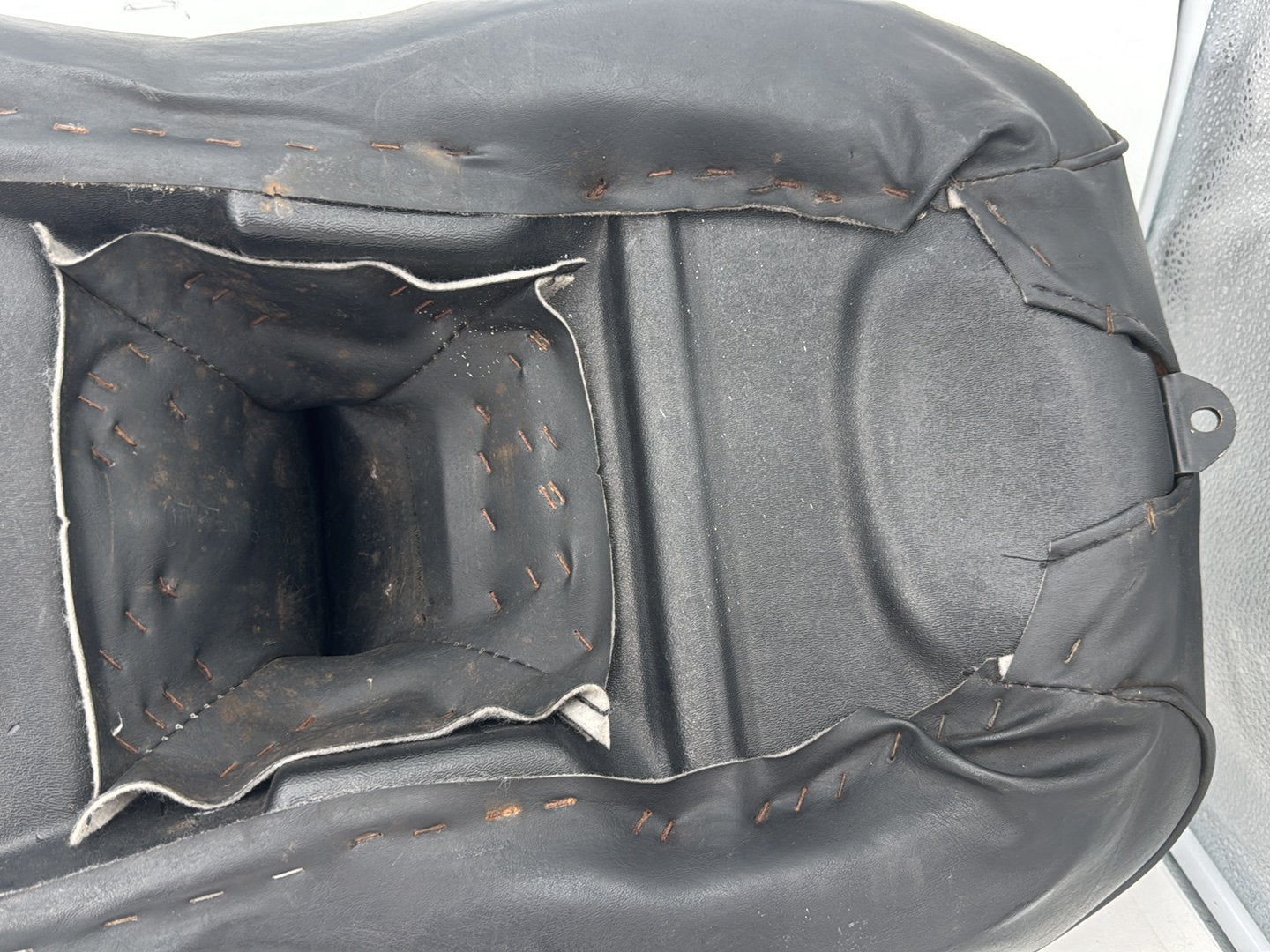 1999 - 2006 Harley-Davidson Touring Electra Glide Classic Passenger Rider Driver Seat Saddle 51704-05