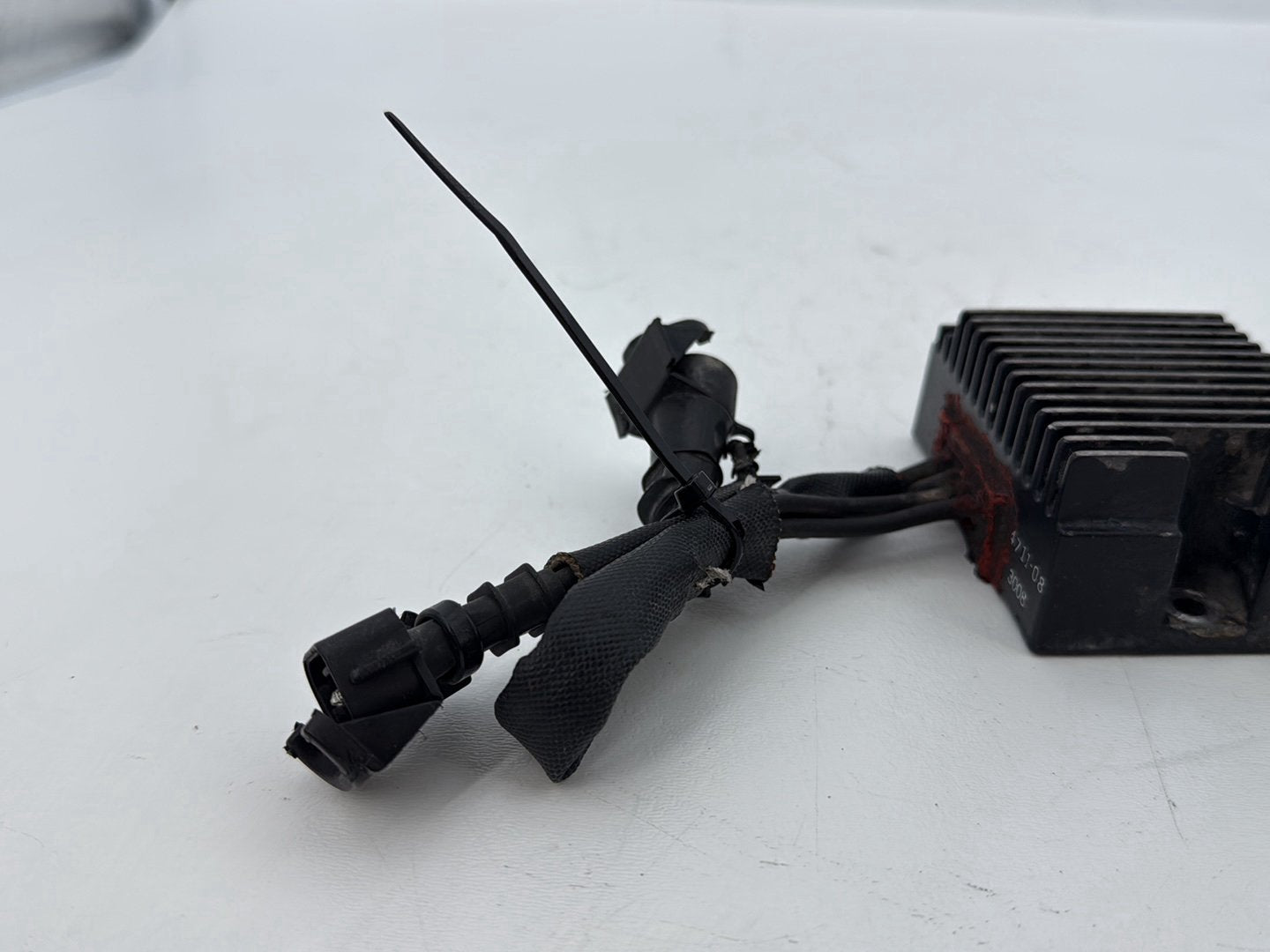 2009 Harley Sportster XL1200C 1200 Custom OEM Voltage Regulator Rectifier