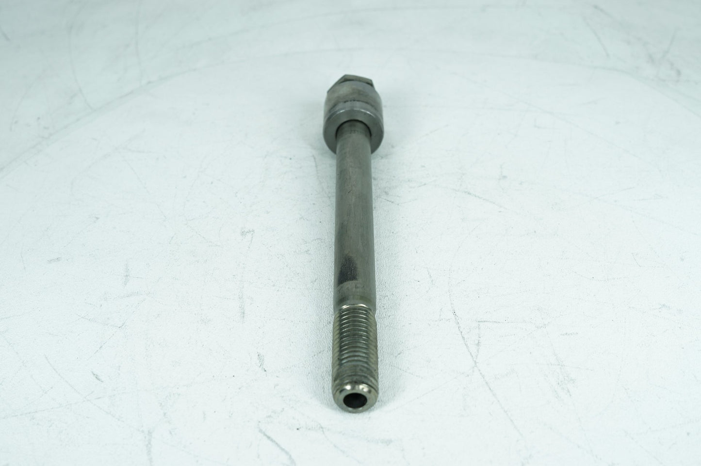 2007 - 2017 Harley-Davidson Dyna Wide Glide Rear Fork Swingarm Pivot Bolt Shaft 47641-06