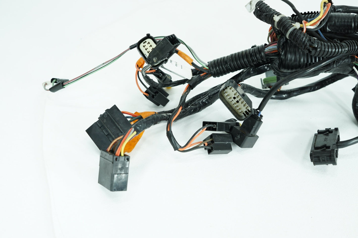 2007 - 2011 Harley-Davidson Touring Electra Ultra Front Sub Wiring Harness Loom Interconnect 70232-08