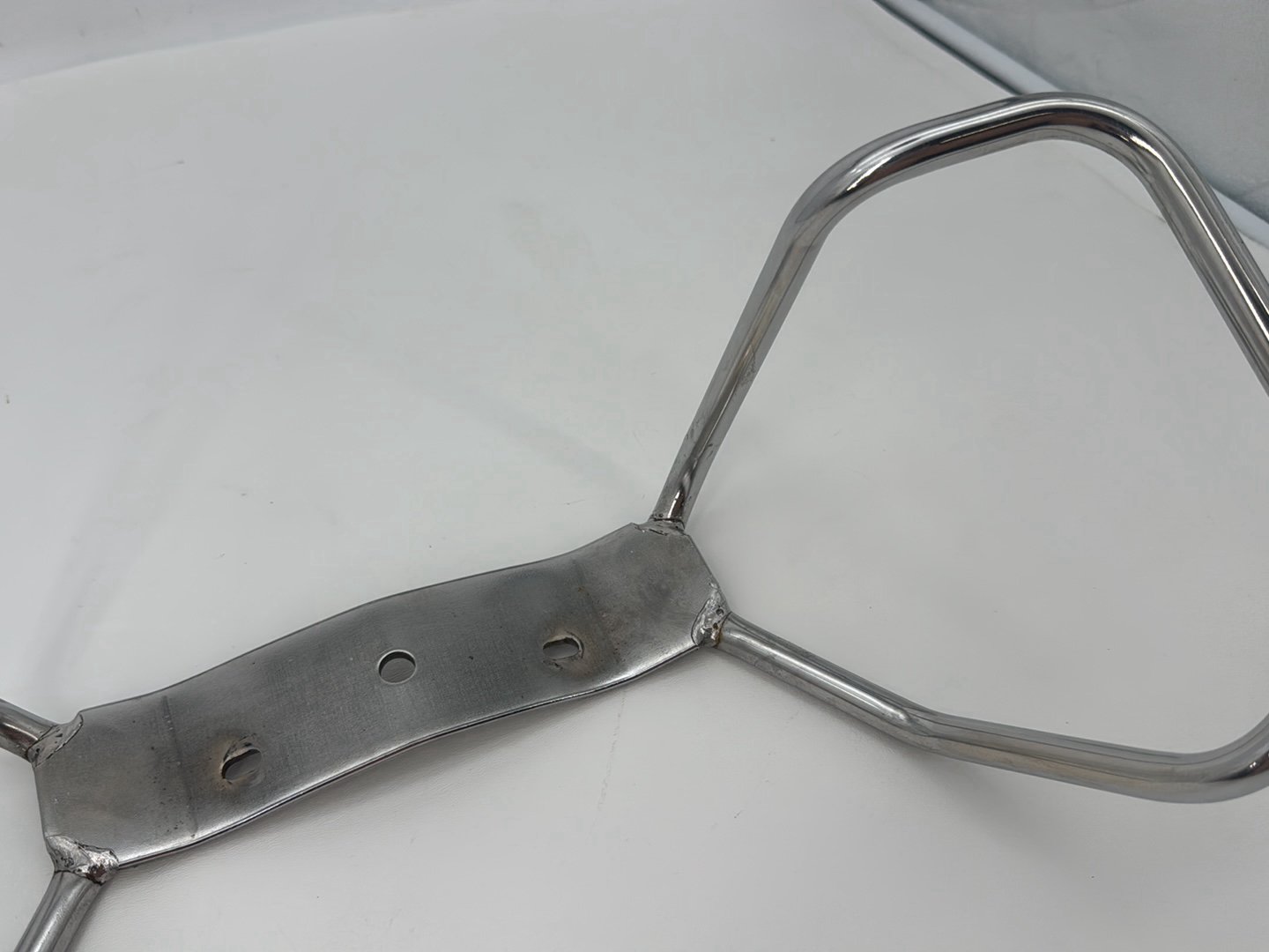 1999 - 2006 Harley-Davidson Touring Electra Glide Classic Rear Passenger Handrail Grab Bar Hand Rail  	91583-99