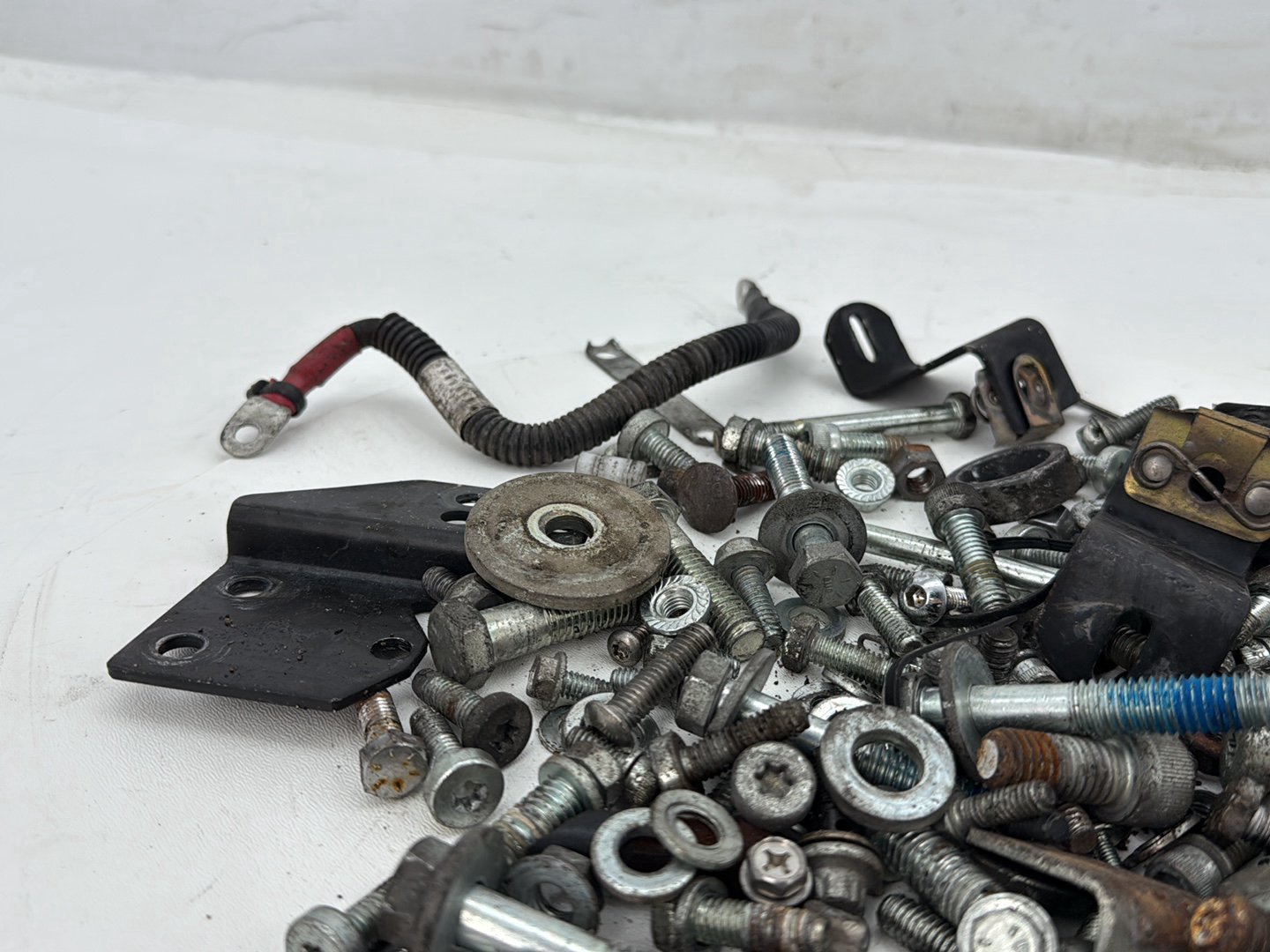 2007 Harley Street Glide Touring FLHX OEM Hardware Bolts Nuts & Brackets