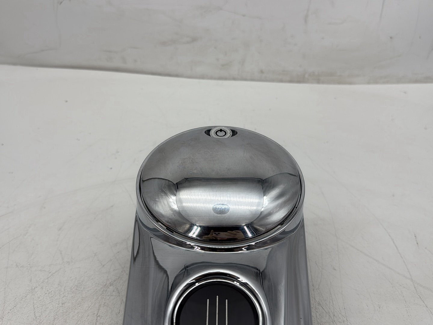 2010 Harley Street Glide Touring FLHX OEM Fuel Gas Tank Dash Console NOKey