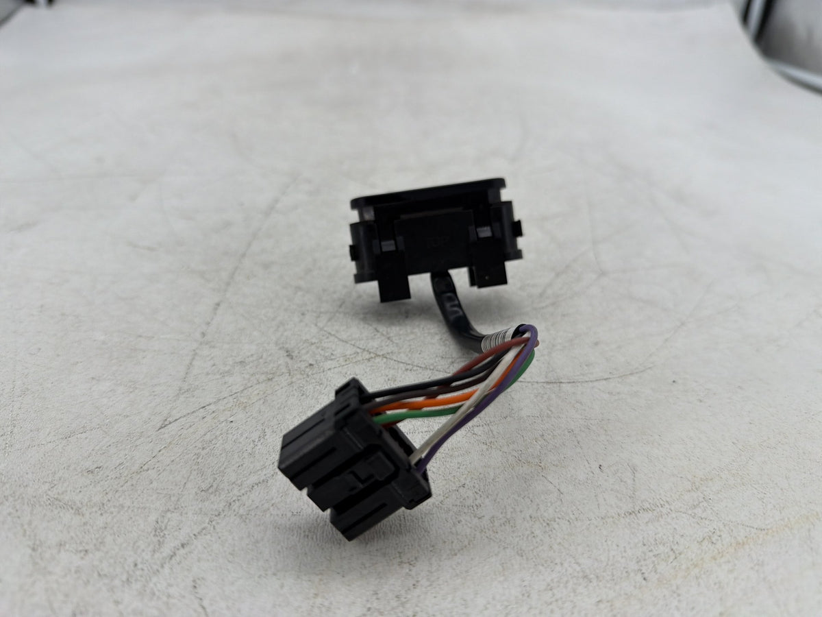 2013 Harley Electra Glide Touring FLHTCU OEM Dash Indicator Lamp Wire Plug In