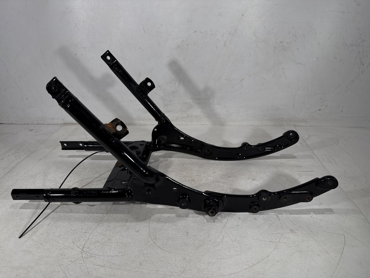 2011 Harley Electra Touring Police OEM Rear Back Sub Frame Rail Bar 48079-09BHP