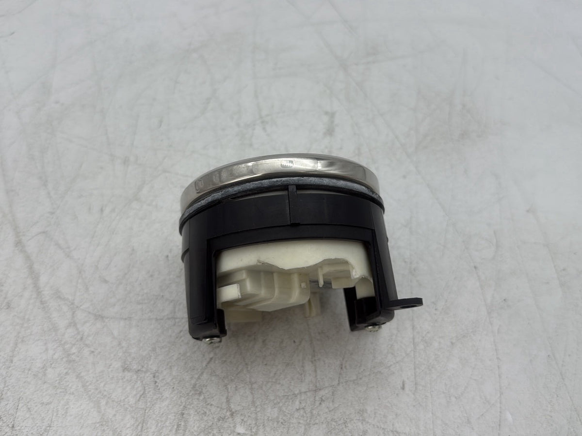 2010 Harley Street Glide Touring OEM Tachometer Tacho Gauge Instrument Cluster