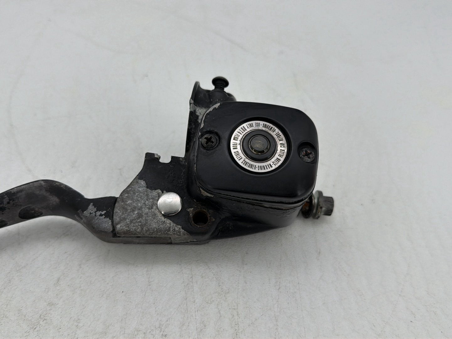 2009 Harley Dyna Street Bob FXDB OEM Front Right Brake Lever Master Cylinder