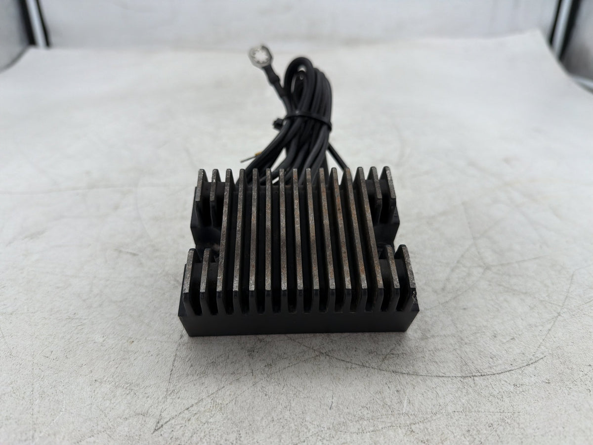 2002 Harley Dyna Wide Glide FXDWG OEM Voltage Regulator Rectifier 74631-04