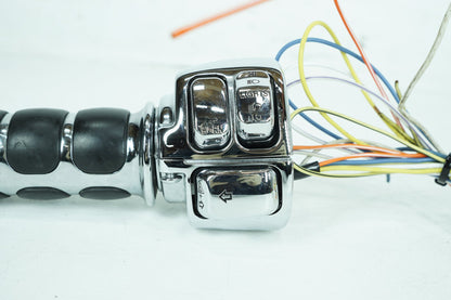 1999 - 2006 Harley-Davidson Softail Heritage Left Turn Signal Headlight Switches Controls 71598-00