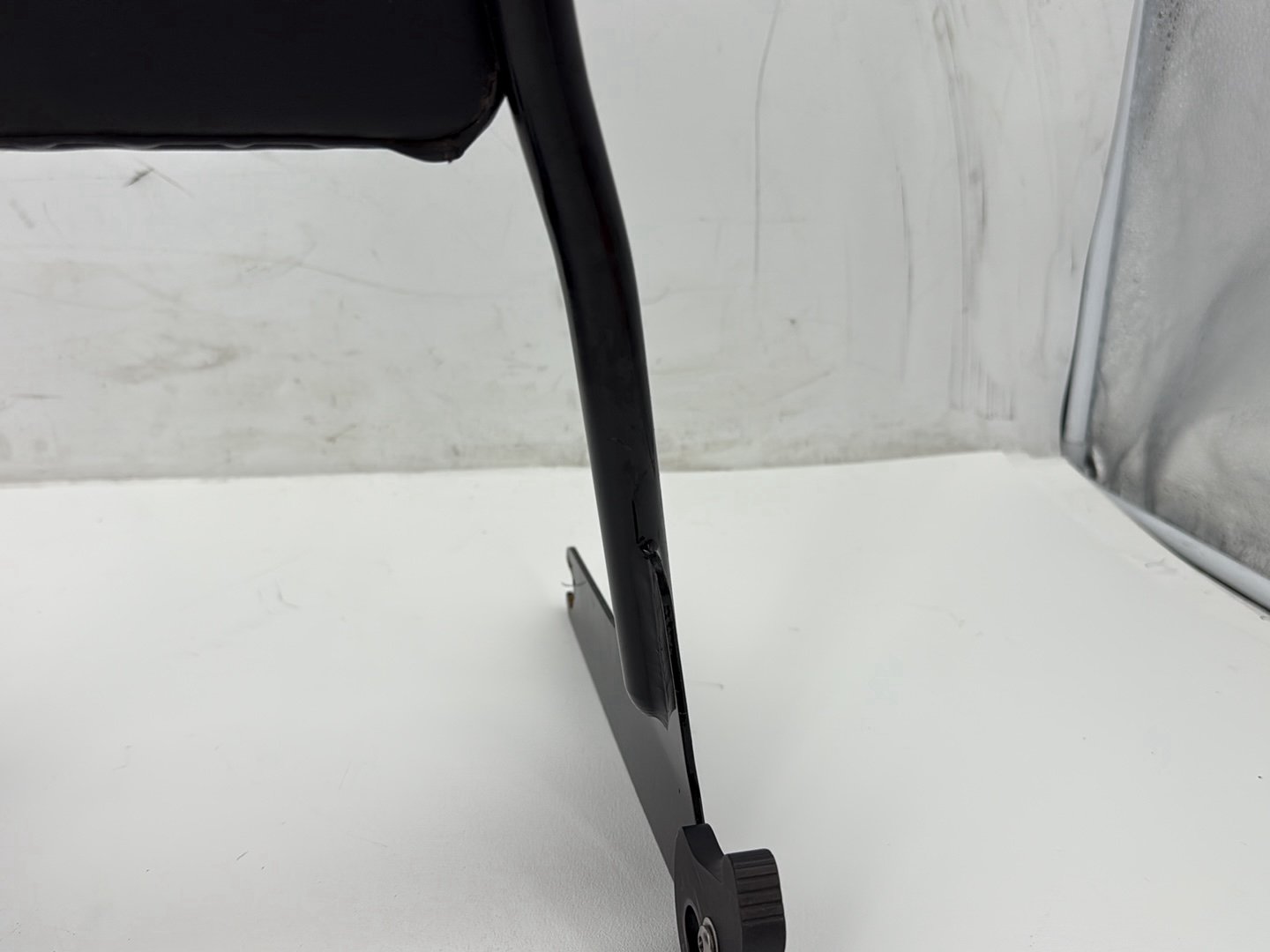2012 Harley Dyna Fat Bob FXDF 103 OEM Rear Sissy Bar w/ Backrest Cushion Pad