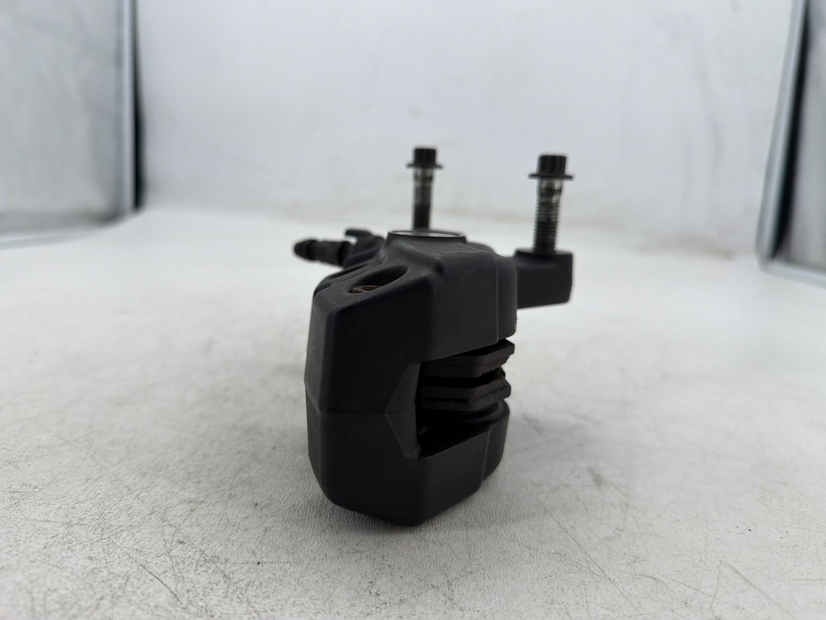 2010 Harley Street Glide Touring FLHX OEM Front Right 1 Brake Caliper