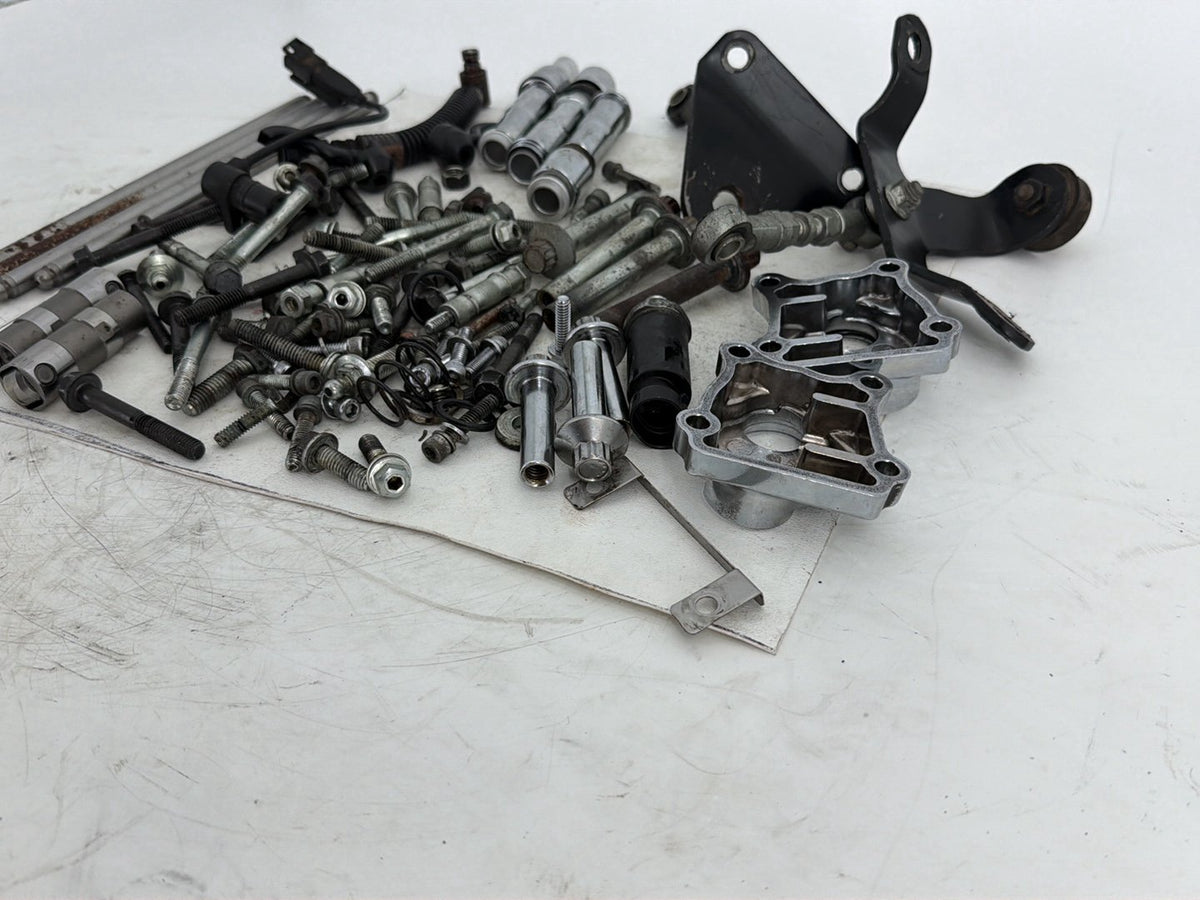 2006 Harley Touring Electra Glide Classic Twin Cam Engine Hardware Bolt Pushrods
