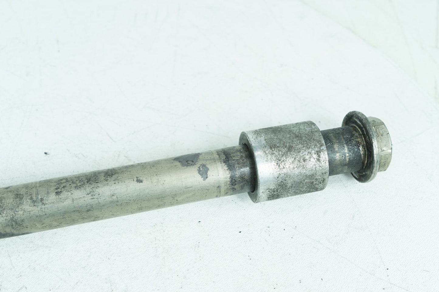 2004 - 2013 Harley-Davidson Sportster Low Rear Wheel Axle Bolt Shaft 41176-08