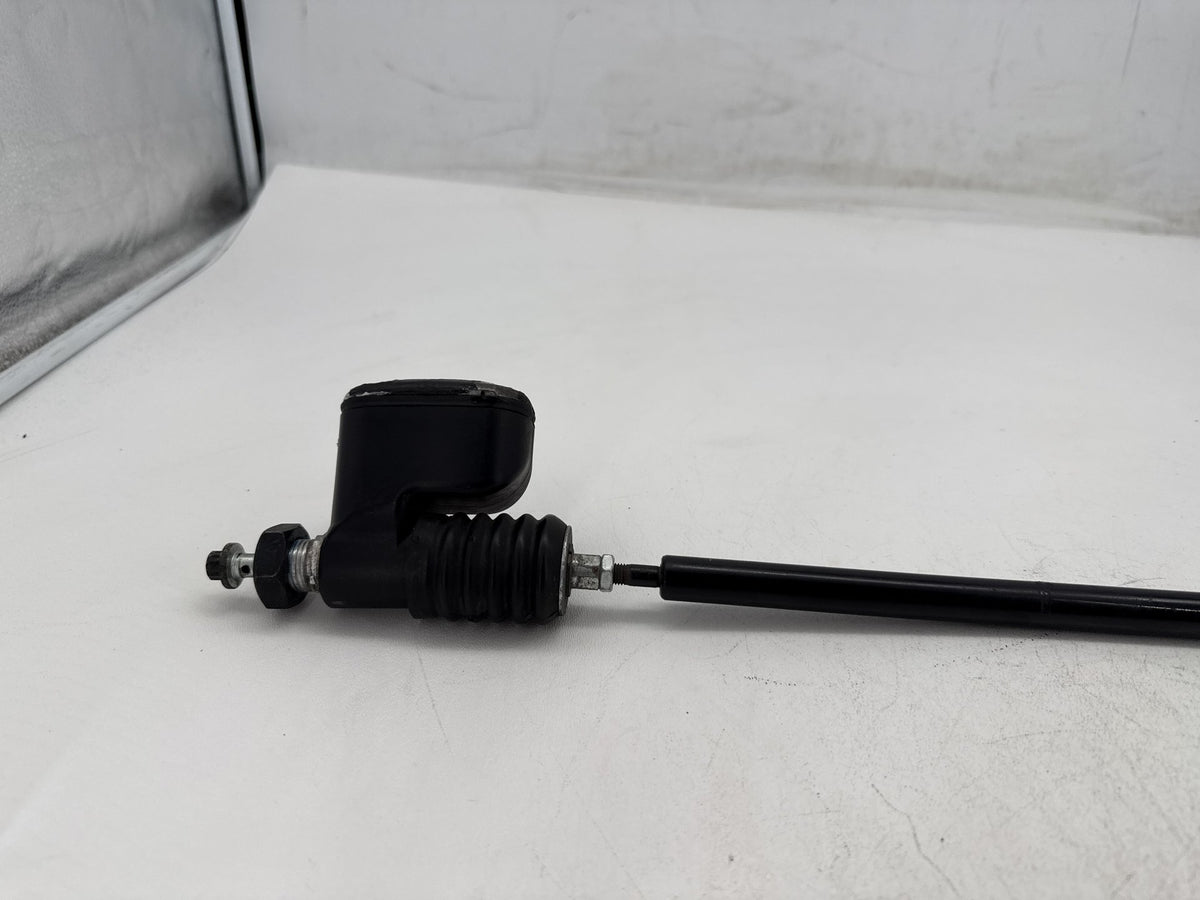 2007 Harley Dyna Super Glide FXD OEM Rear Brake Master Cylinder Reservoir