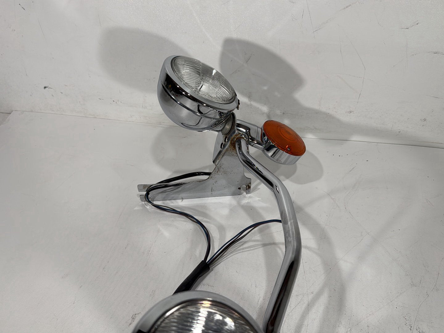 1996 Harley Electra Glide Touring FLHT OEM Front Turn Signal Indicators Aux Light Bar