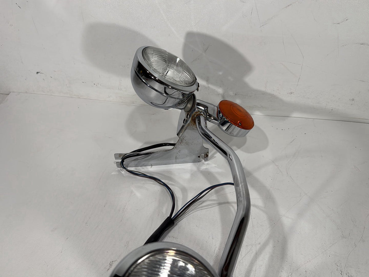 1996 Harley Electra Glide Touring FLHT OEM Front Turn Signal Indicators Aux Light Bar