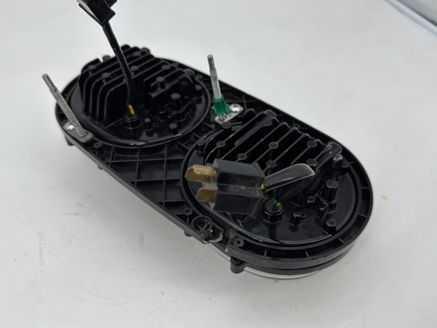 2007 - 2012 Harley-Davidson Touring Road Glide Headlight Headlamp Head Lamp Light LED 67775-01C