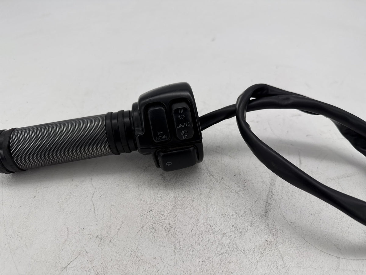 08 Harley Softail Custom FXSTC OEM Left Turn Signal Headlight Switches Controls